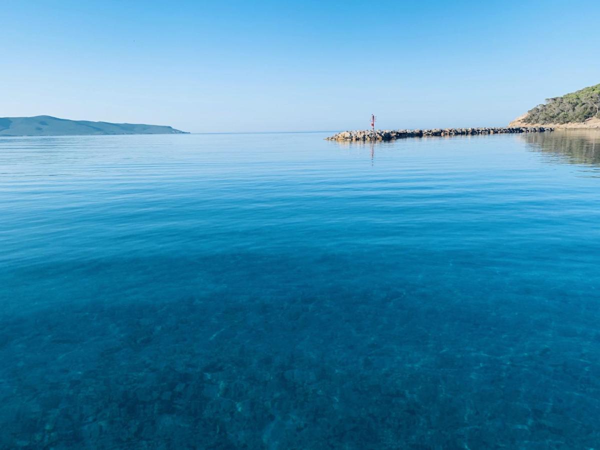 Villa Aquamarina Pavoncella Rossa Порто Пино Екстериор снимка