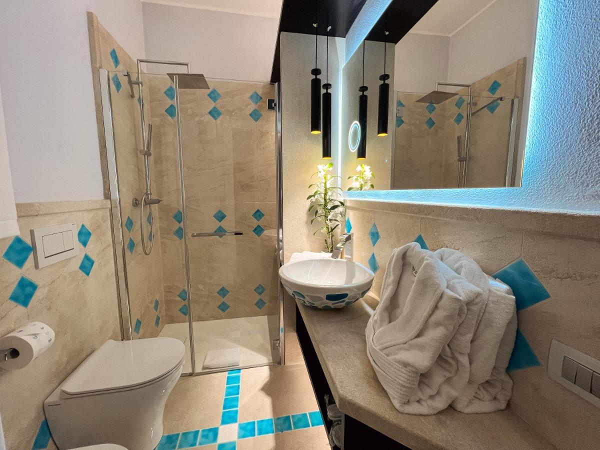 Villa Aquamarina Pavoncella Rossa Порто Пино Екстериор снимка