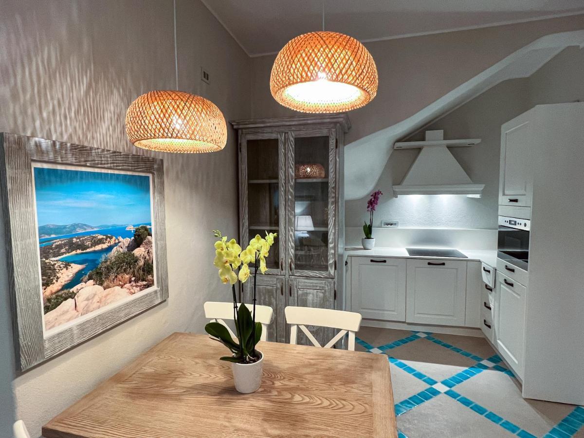 Villa Aquamarina Pavoncella Rossa Порто Пино Екстериор снимка